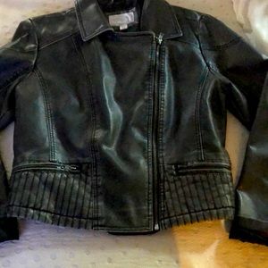 Women’s XL leather look jacket